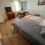 Gaestehaus Geli 海德