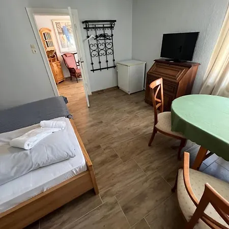 Gaestehaus Geli Отель типа 