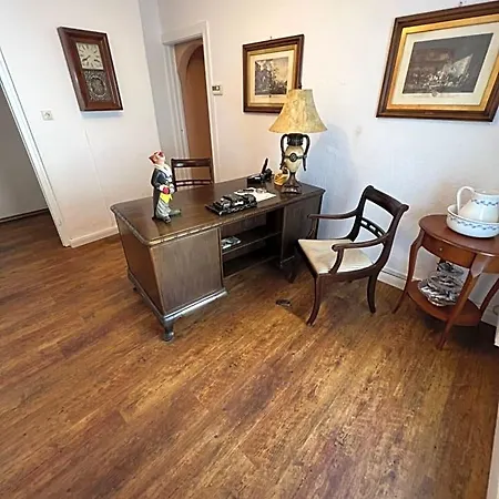 Bed & Breakfast Gaestehaus Geli 3*